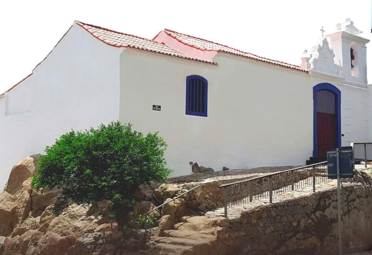 Governo do ES entrega restauro da Capela de Santa Luzia nesta segunda-feira