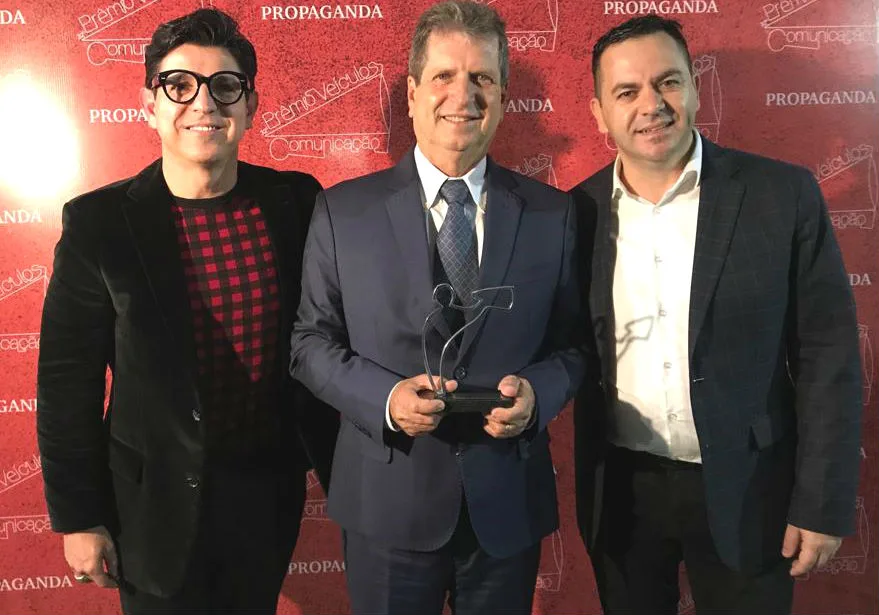 TV Vitória recebe prêmio de melhor TV regional do Brasil pela sexta vez; premiação aconteceu em São Paulo