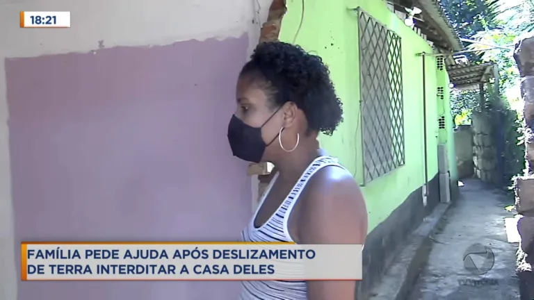 Família que teve parte da casa destruída por barranco pede ajuda