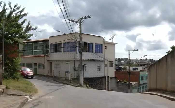 Jovem é baleado e preso durante confronto com a Polícia Militar no bairro São Marcos, na Serra