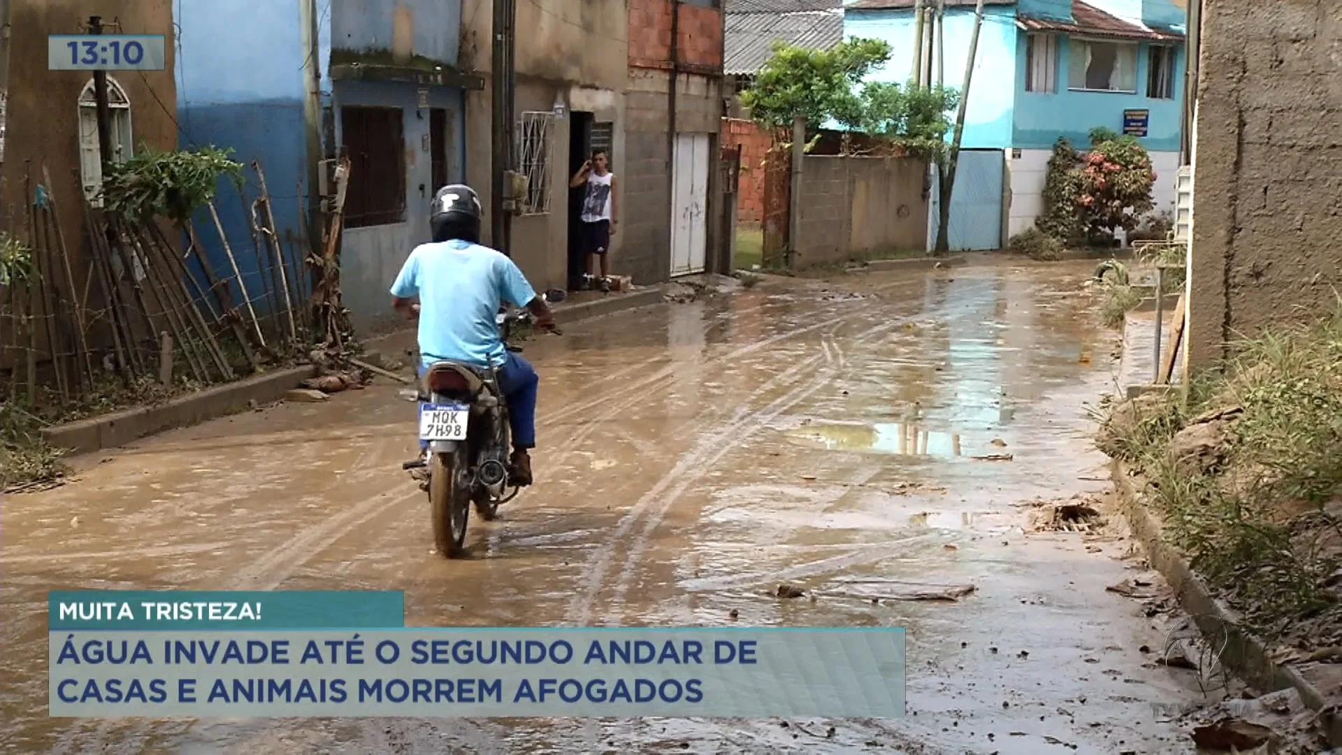 Lama, destruição e muito prejuízo