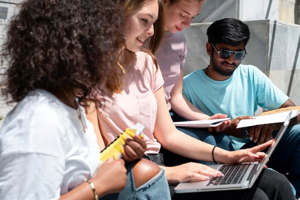 De graça: mais de mil vagas abertas em cursos técnicos no ES