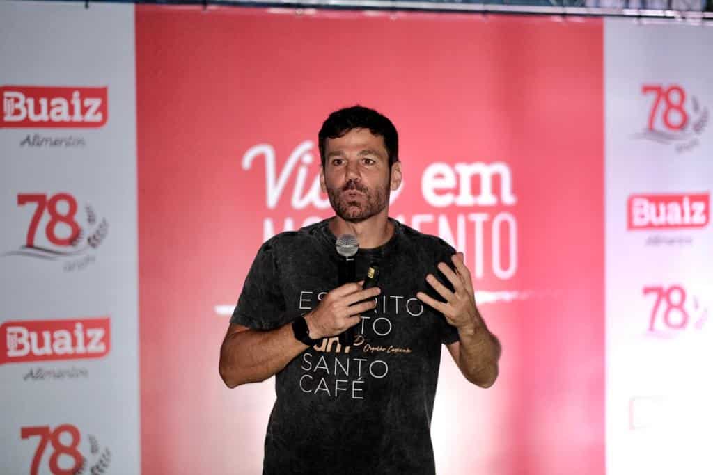 "É possível correr todo dia, mas há cuidados", diz especialista Marcio Atalla