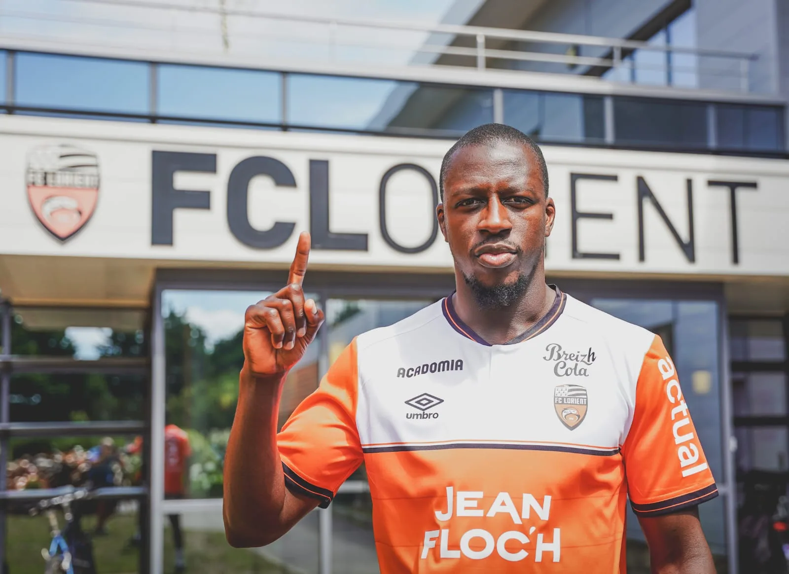 Mendy é contratado pelo Lorient após ser inocentado de acusações de estupro