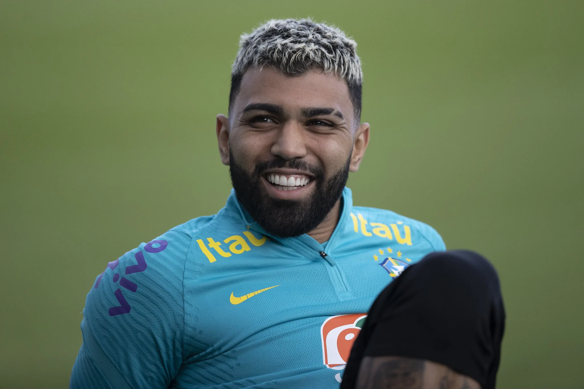 Tite dá à dupla Gabriel Jesus e Gabriel Barbosa a missão dos gols na Venezuela