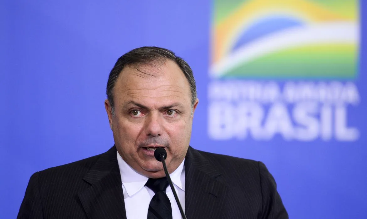 O ministro da Saúde, Eduardo Pazuello, durante sua cerimônia de posse no Palácio do Planalto.