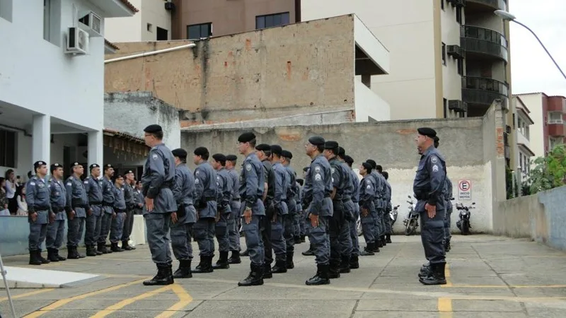 Assembleia aprova projeto que muda aposentadoria de PMs e bombeiros