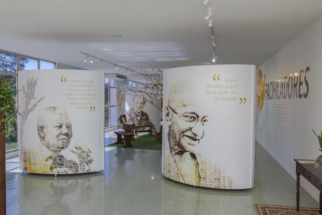Exposição nacional “Os Pacificadores” chega ao Shopping Vitória