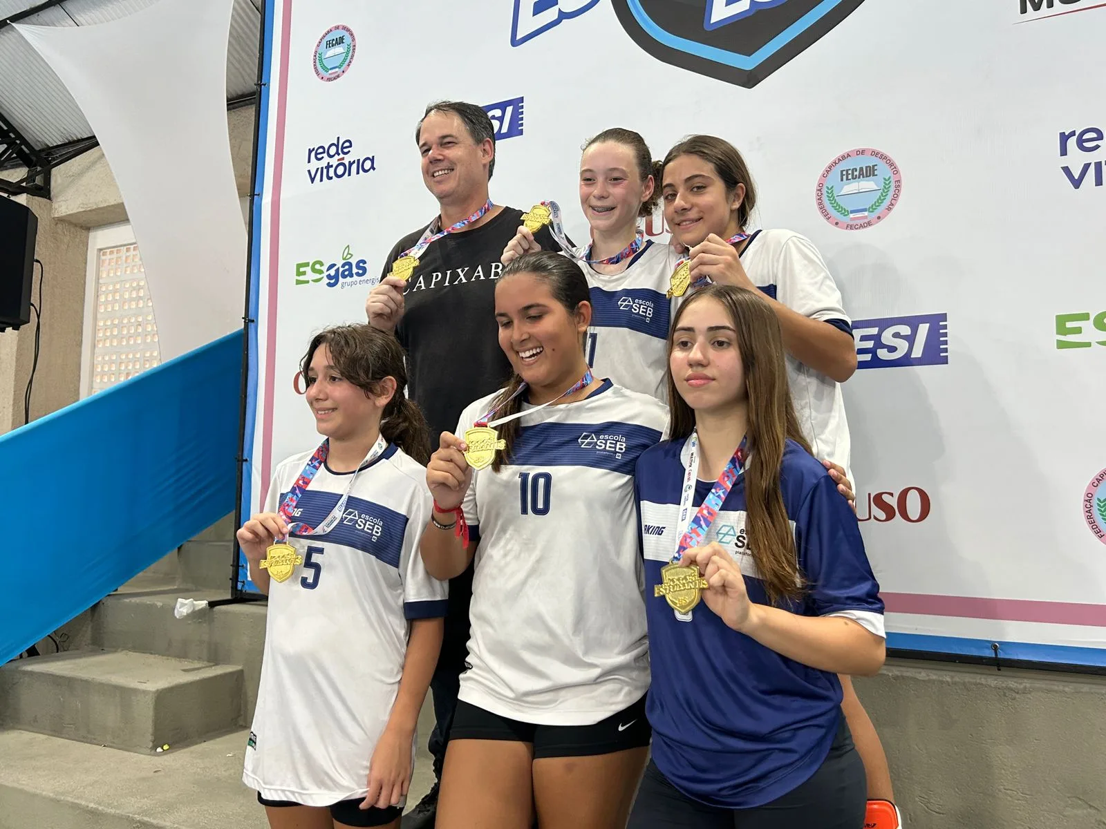 SEB Vitória leva o ouro no futsal juvenil feminino pelo segundo ano consecutivo - Foto: Gabriel Cavalini 