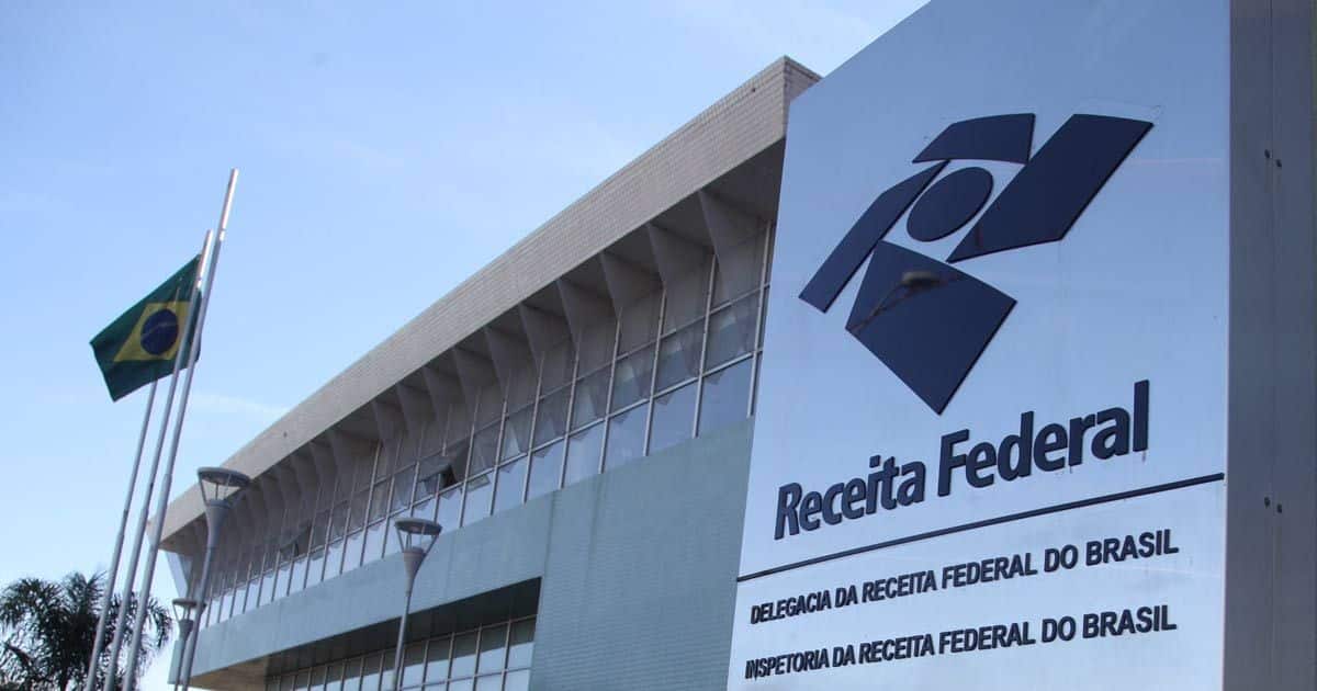 Receita Federal lança concurso para auditor e analista