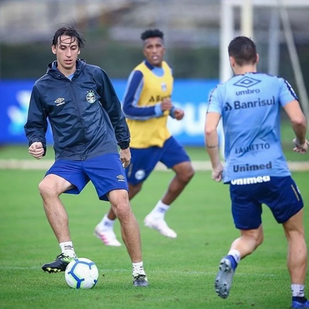 Jogadores Geromel, Maicon e Alisson ampliam lista de baixas do Grêmio contra o Vasco no Rio