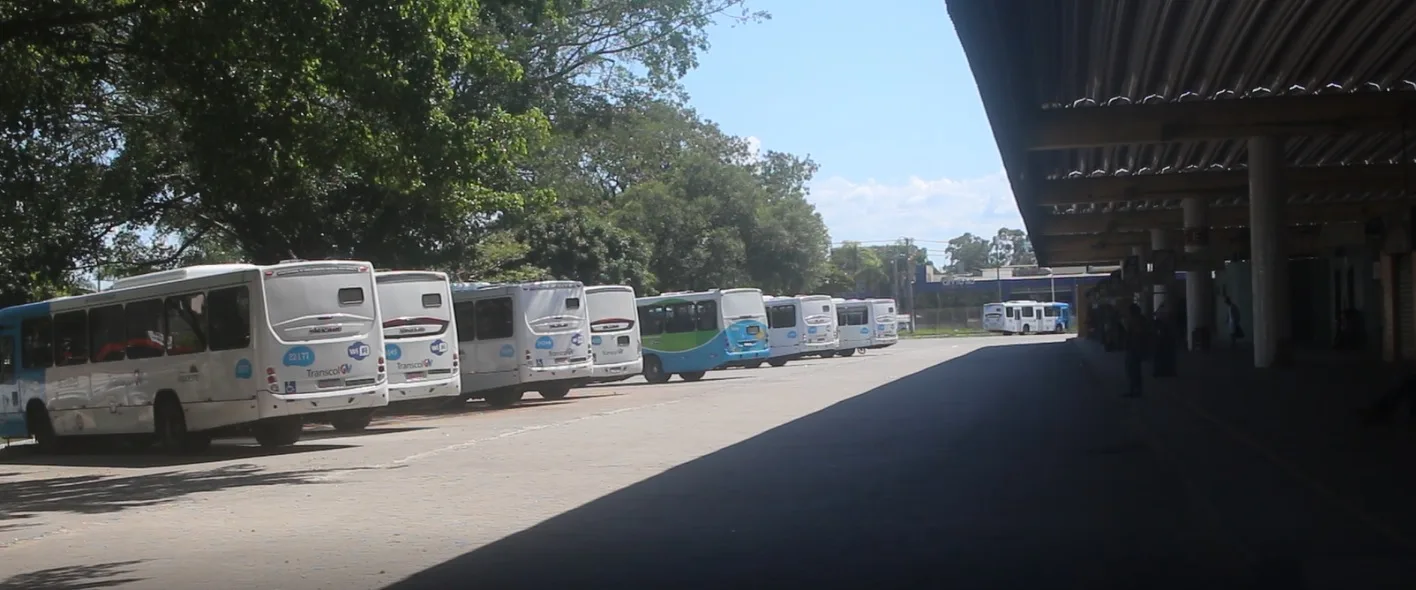 Confusão em terminal da Serra deixa passageiros assustados