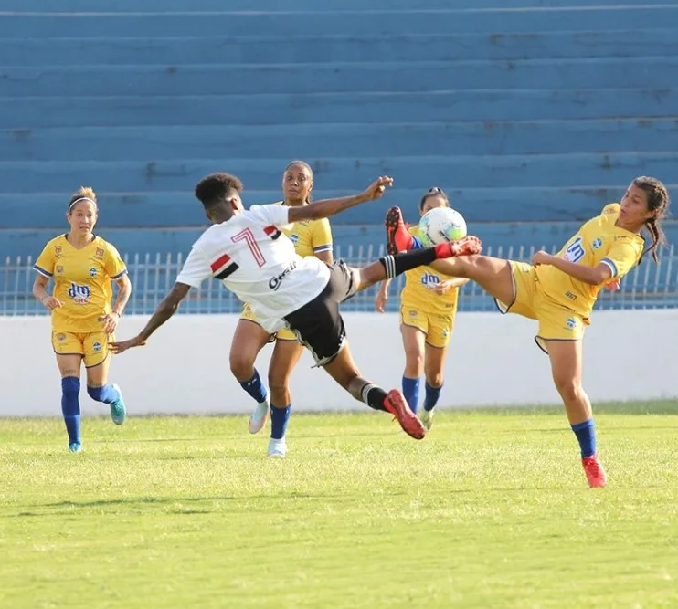 Brasileiro Feminino: Flamengo e Grêmio encerram 11ª rodada