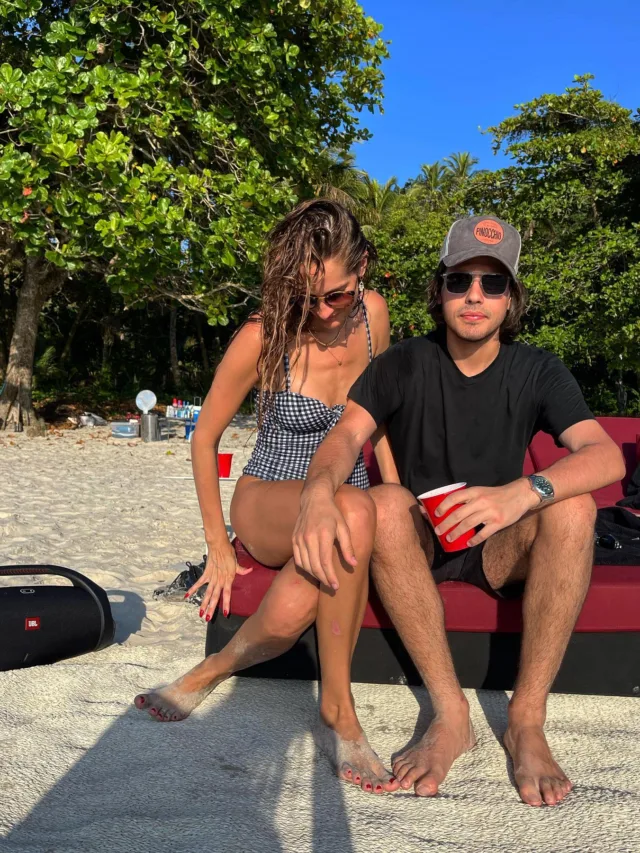 Aos 17, filho de Faustão assume namoro com modelo de 33 anos. Veja foto!