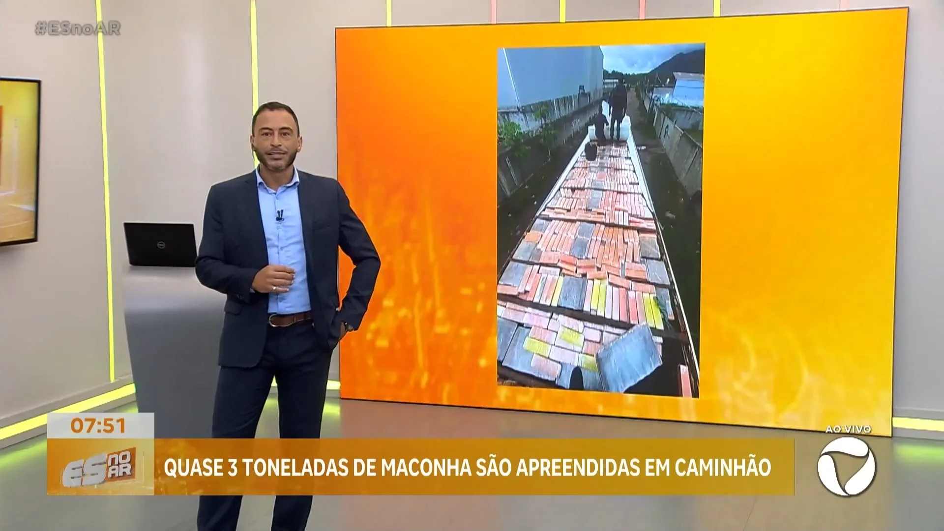 Quase três toneladas de maconha são apreendidas em caminhão