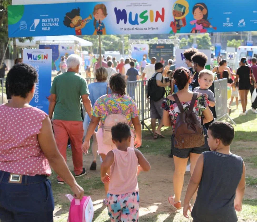 Domingo em família: "Música na Infância" agita Parque Pedra da Cebola, em Vitória