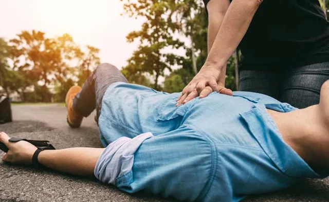 Muitas horas sem comer ou dormir podem causar convulsão em pessoas sem epilepsia