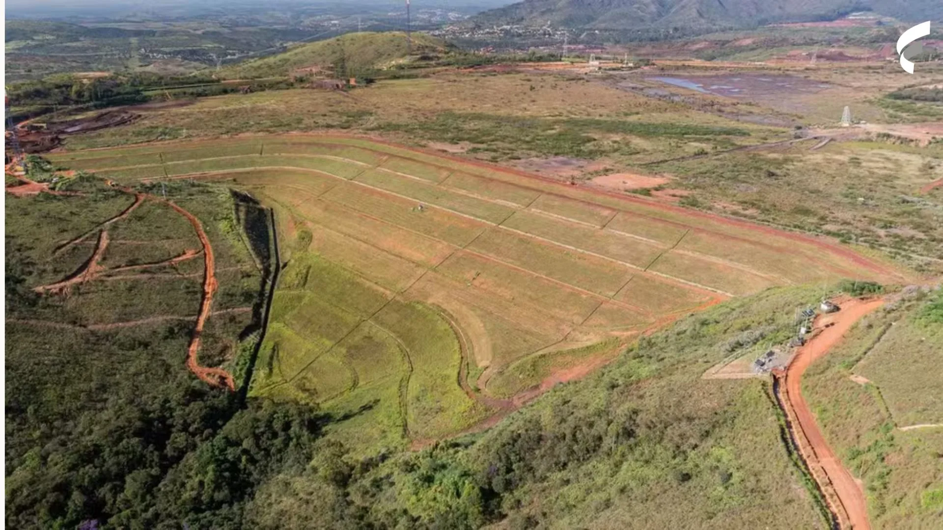 Vale identifica "trincas superficiais" e barragem em MG entra em alerta máximo