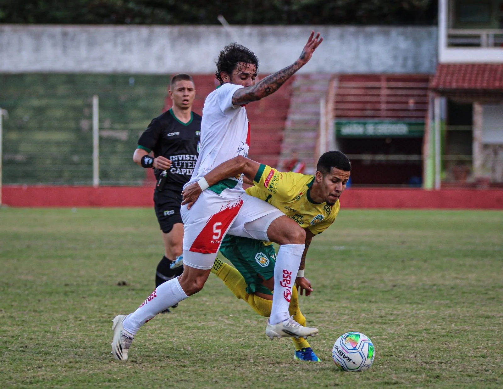 Real Noroeste e Nova Venécia decidem primeiro título do clássico marcado por grandes jogos