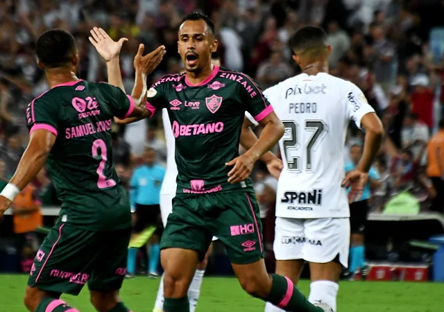 Só golaços e ira com arbitragem! Como foi o empate entre Flu e Corinthians