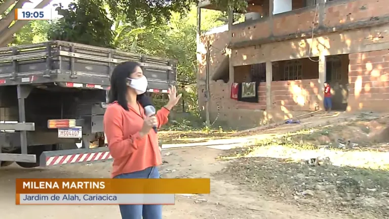 Rapaz é encontrado morto na varanda de uma casa com indícios de que foi torturado
