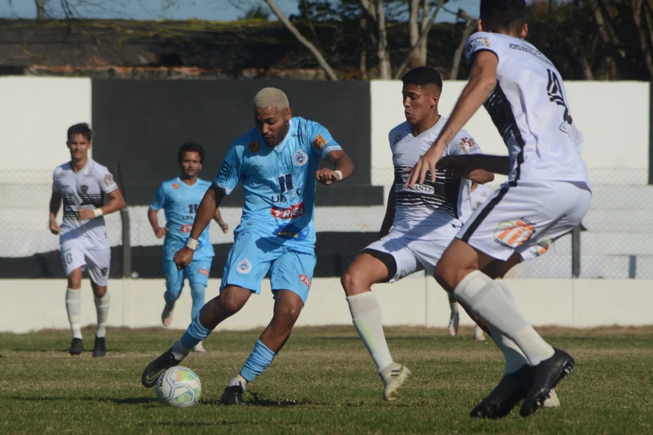 Nos pênaltis, CTE Colatina despacha Atlético Itapemirim e está de volta à elite do Capixabão