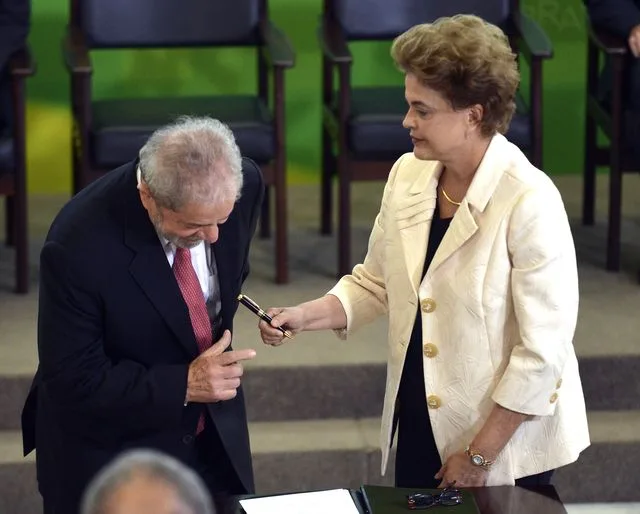Brasília – Presidenta Dilma Rousseff durante cerimônia de posse dos novos ministros da Casa Civil, Luiz Inácio Lula da Silva; da Justiça, Eugênio Aragão; da Secretaria de Aviação Civil, Mauro Lopes e do Chefe de Gabinete Pessoal da Presidenta da República, Jaques Wagner