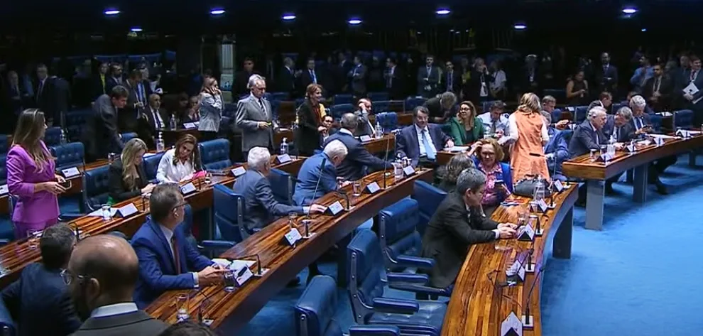 Senado aprova texto-base do arcabouço fiscal por 57 votos a 17