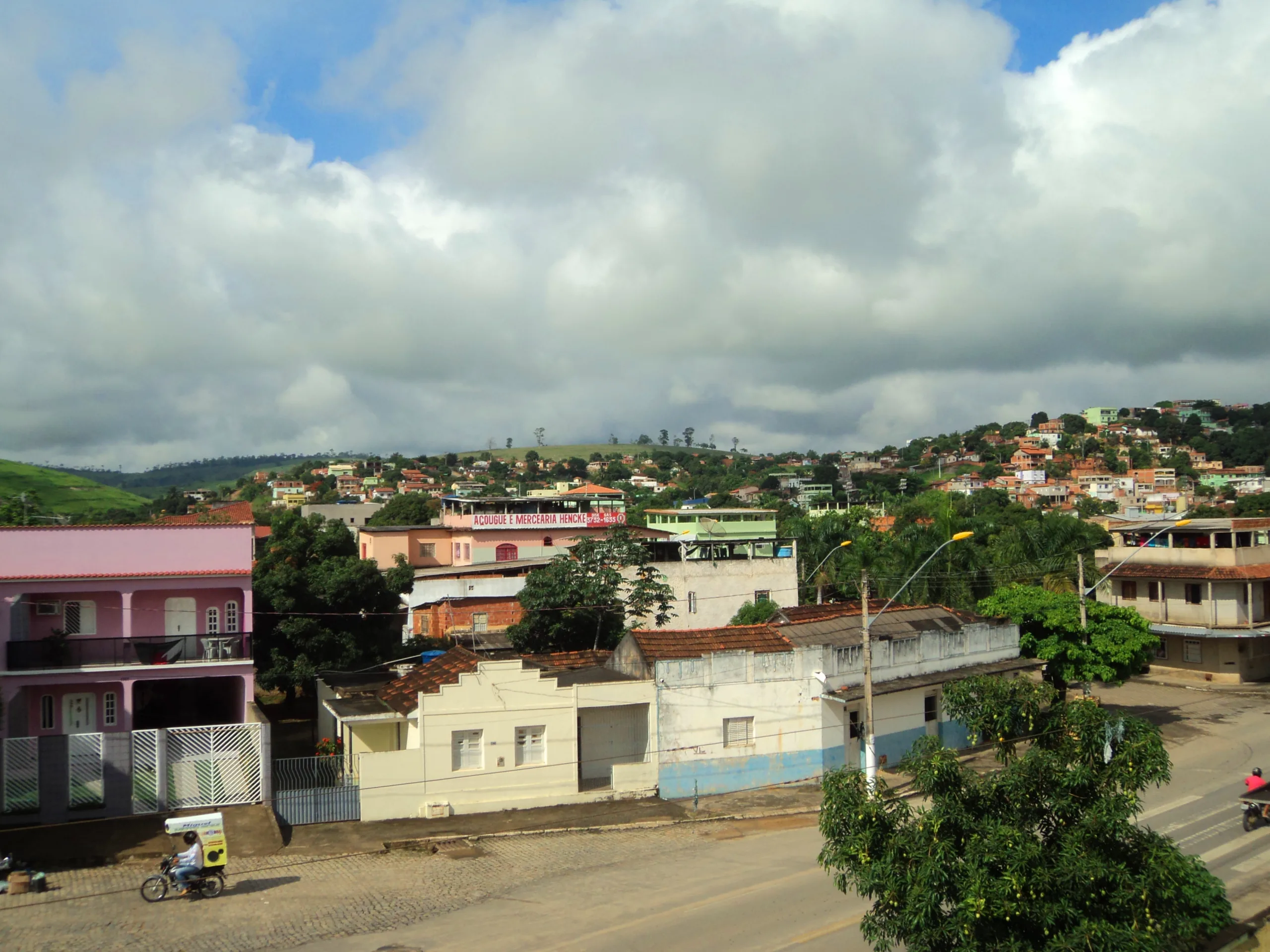 Dupla invade asilo e roubam R$ 700 de idoso em Baixo Guandu