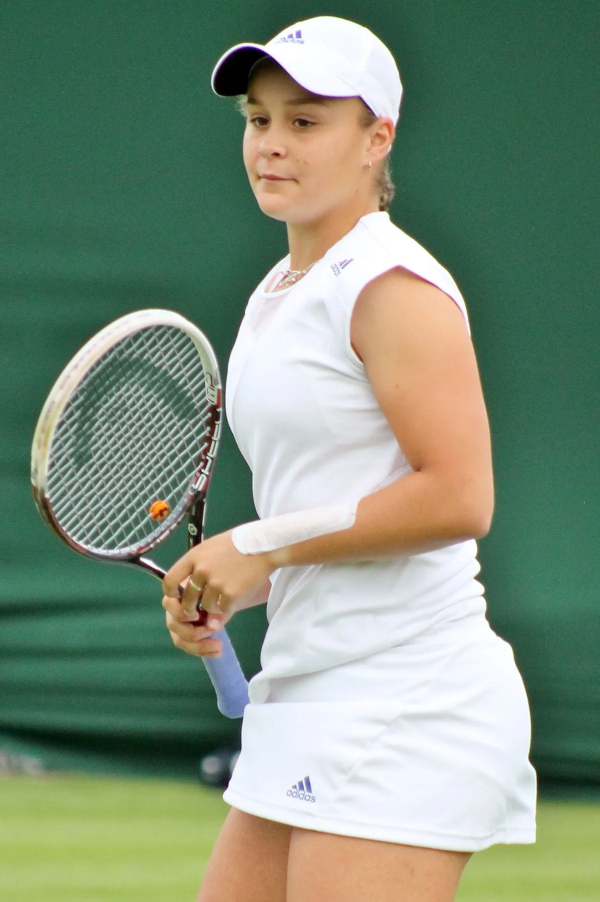 Líder do ranking, Barty vence e mantém sonho de título australiano em Melbourne