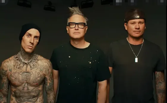 Lolla 2023: relembre a trajetória do blink-182 após retorno da formação original