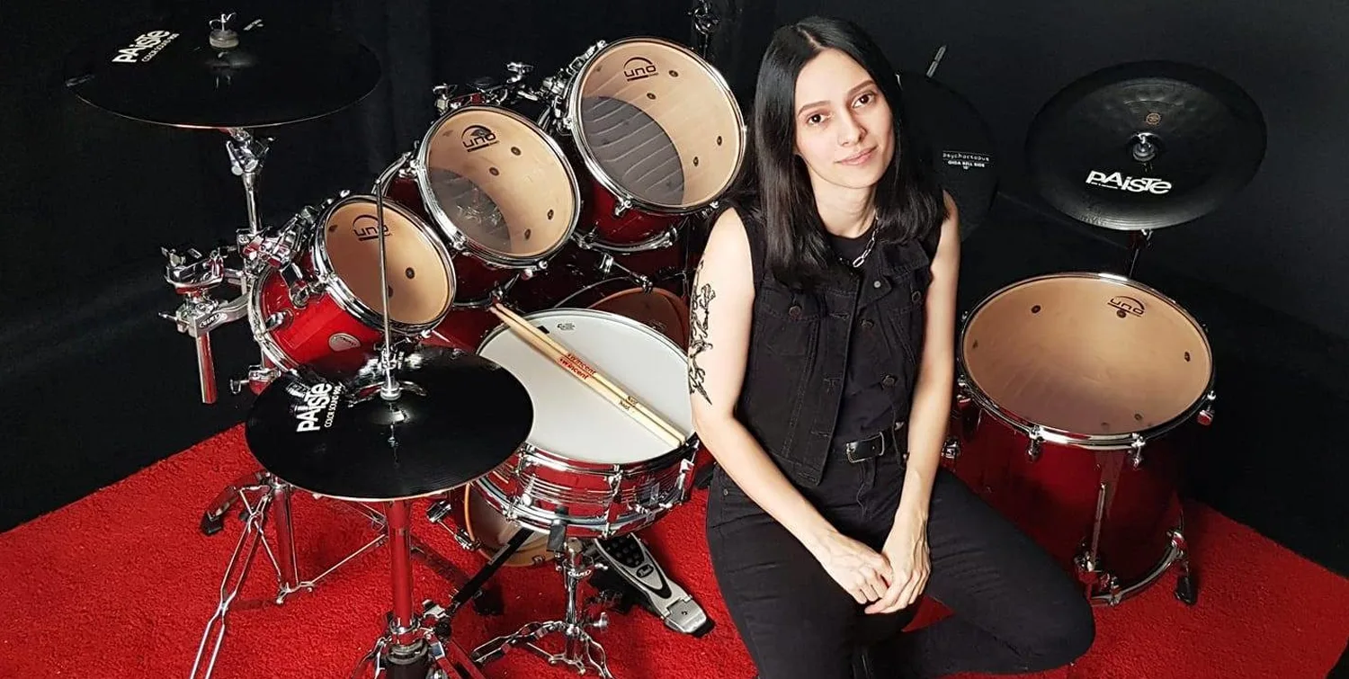 Luana Dametto do Crypta, Indicada a 'Melhor Baterista de Metal'