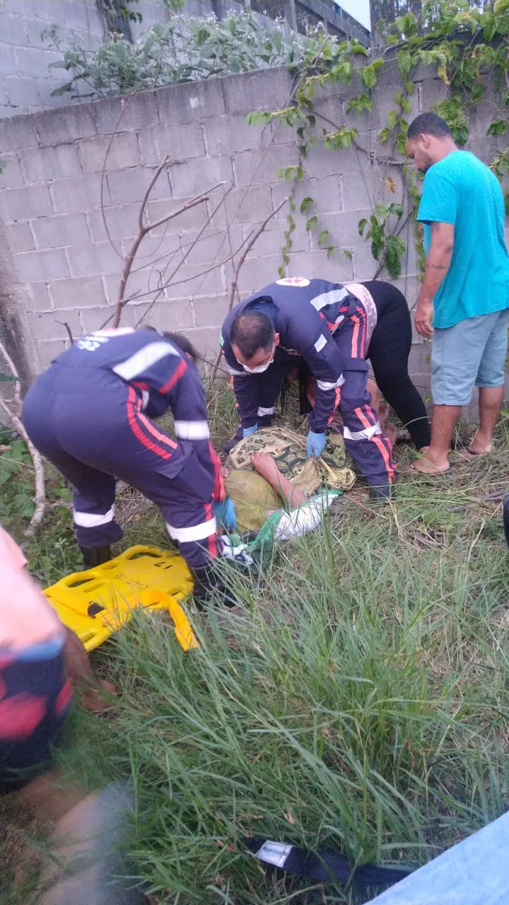 Mulher cai em buraco na Serra e fica desaparecida por quase 24h