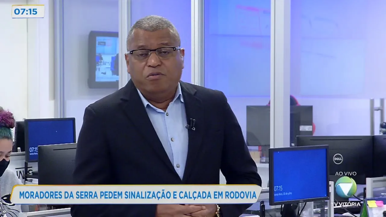 Acidente entre carreta e ciclista na Cinco Pontes