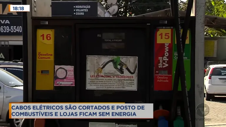 Ladrões furtam fios de posto de gasolina