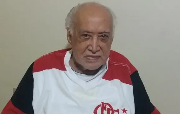 Capixaba de 84 anos, apaixonado pelo Flamengo, recebe alta médica no dia da final da Libertadores