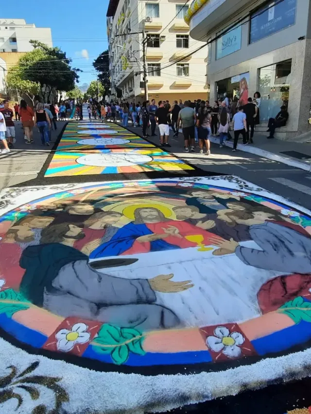 Castelo começa a preparar os tapetes para Corpus Christi