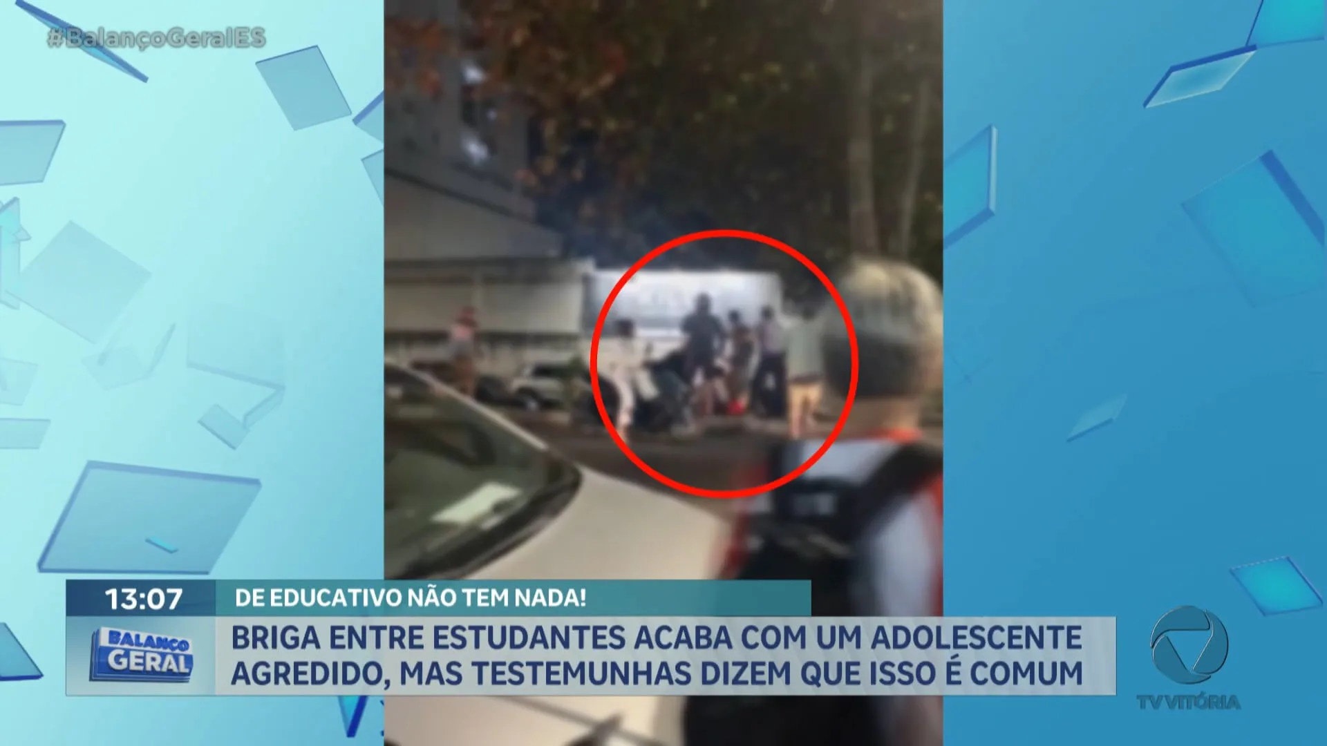 Briga entre estudante deixa feridos