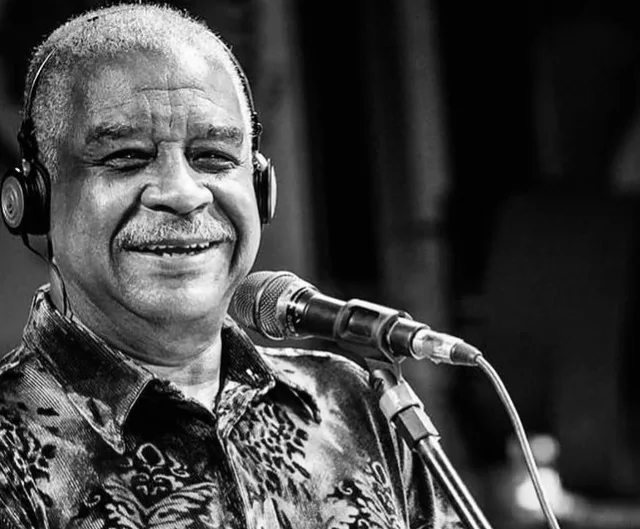 Morre Ubirany, um dos fundadores do Fundo de Quintal, vítima de covid-19