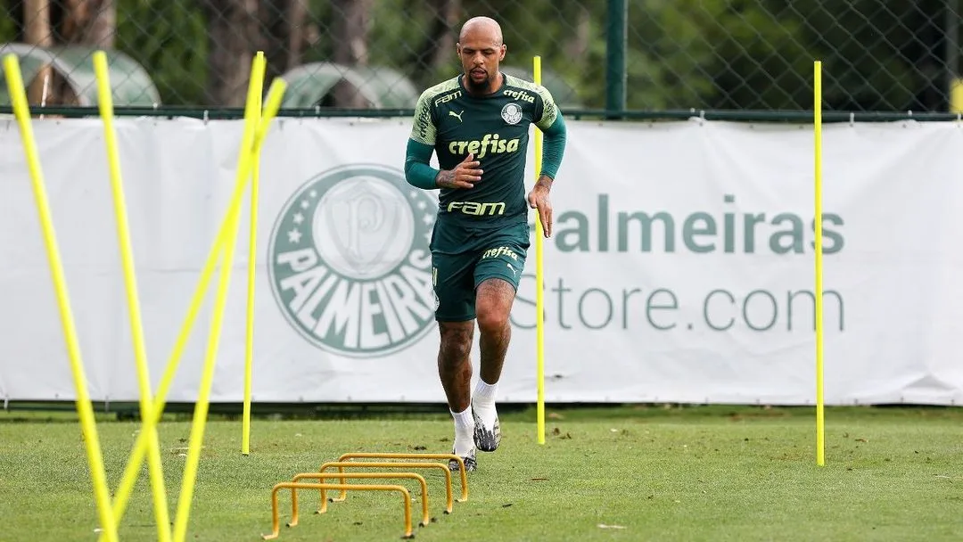 Recuperado, Felipe Melo volta a treinar com o grupo do Palmeiras após 2 meses