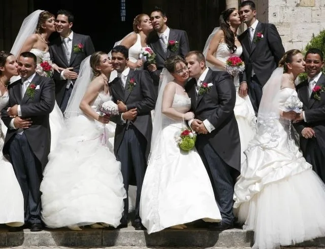O amor está no ar: casamento coletivo une 44 casais neste sábado
