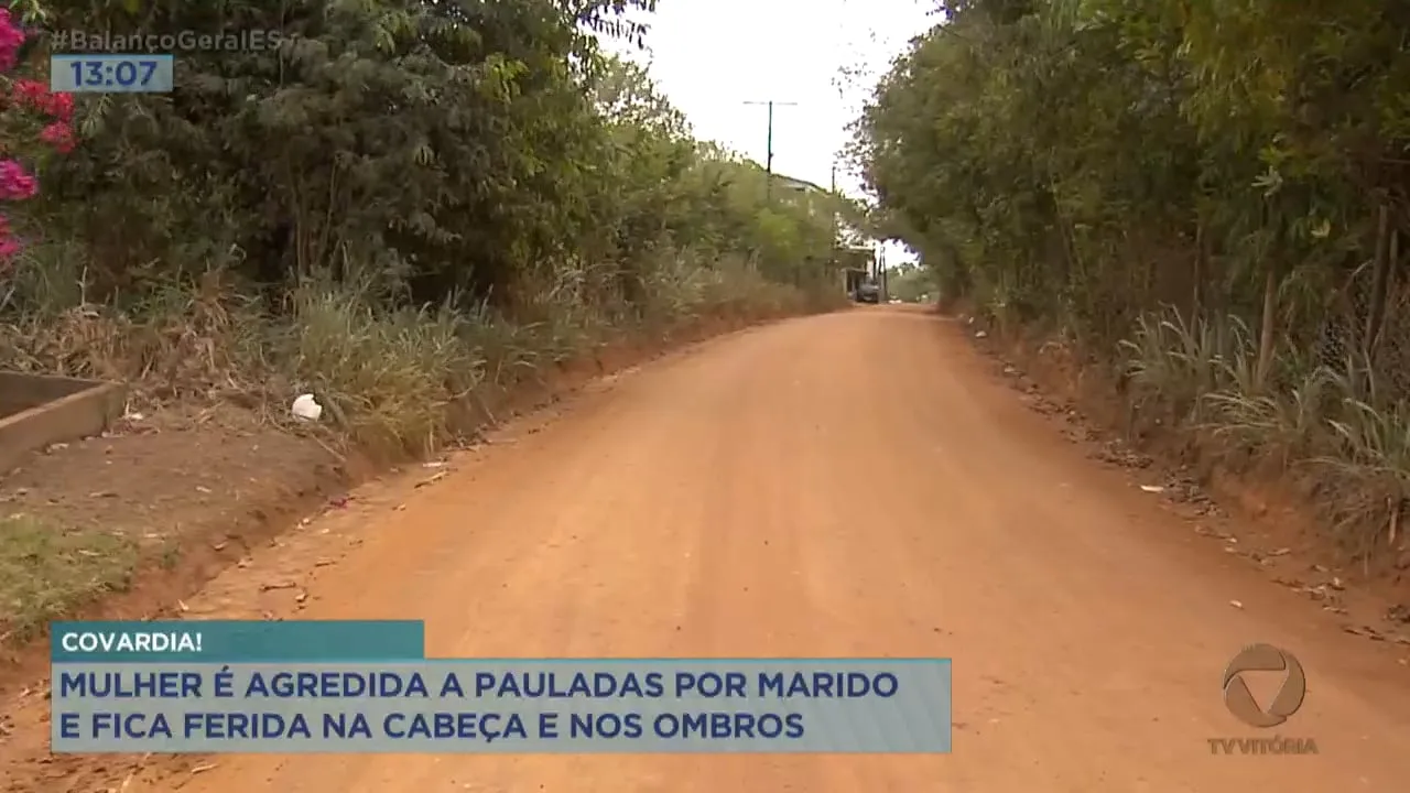 Mulher é agredida a pauladas por marido