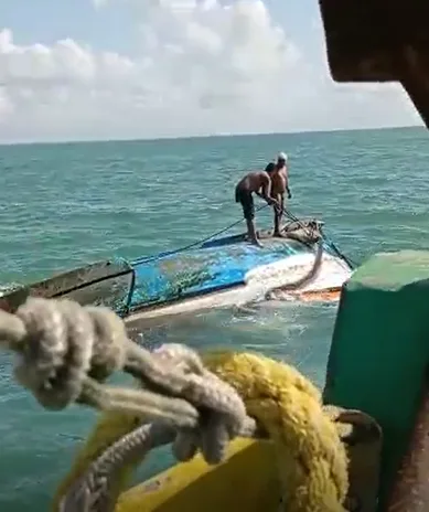 Pescador desaparece após acidente em alto mar