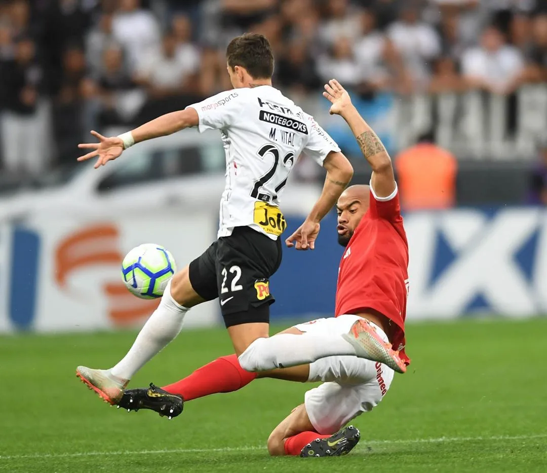 Jogadores do Inter avaliam positivamente o empate por evitar ultrapassagem do Corinthians