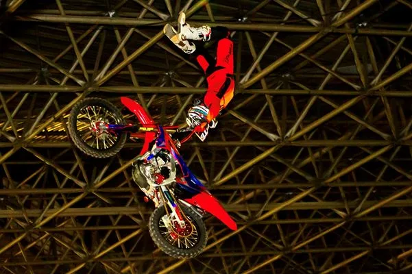 Arena Freestyle Show 2023 inicia temporada em Caraguatatuba