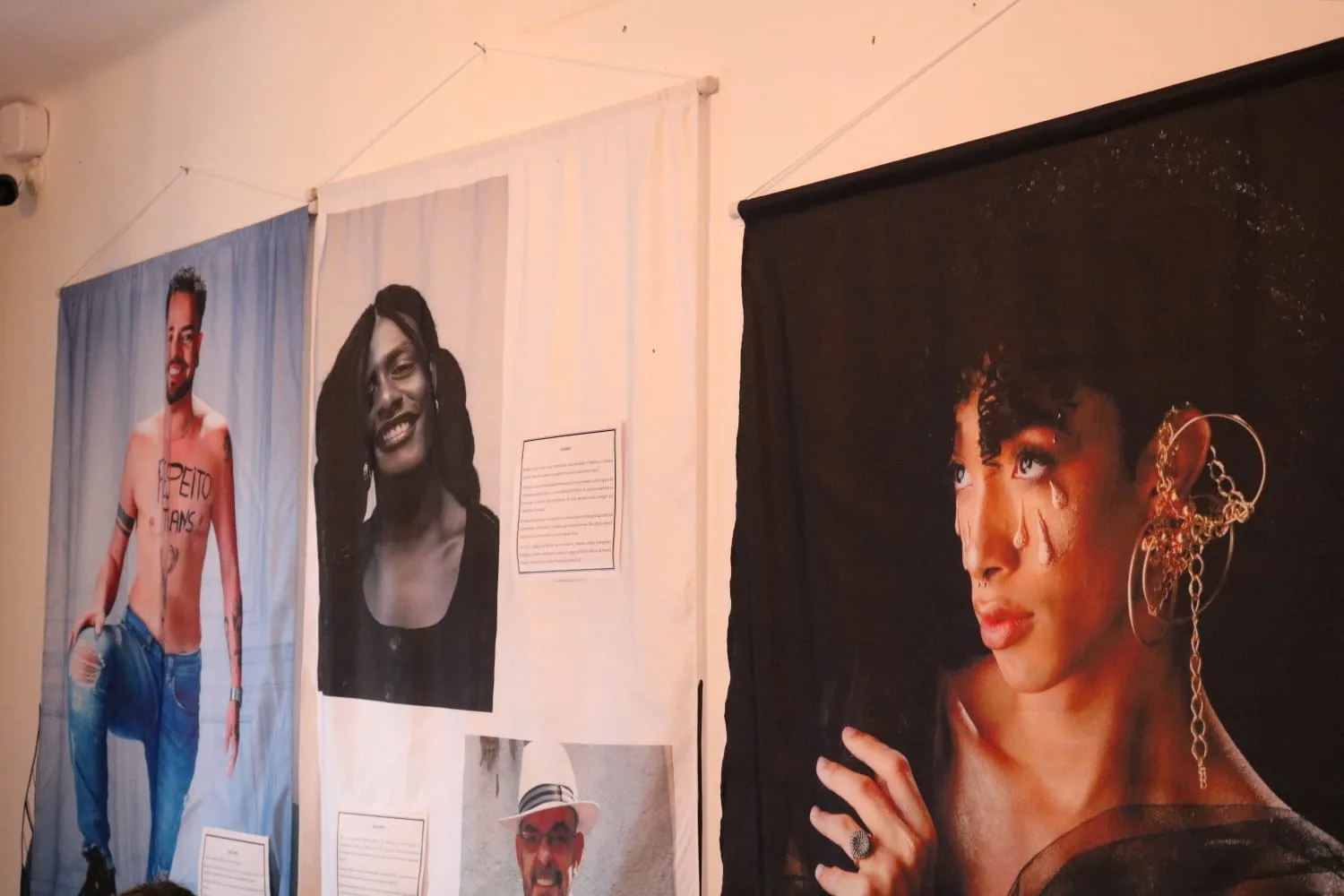 Visibilidade: exposição reúne fotos de pessoas trans em Vitória