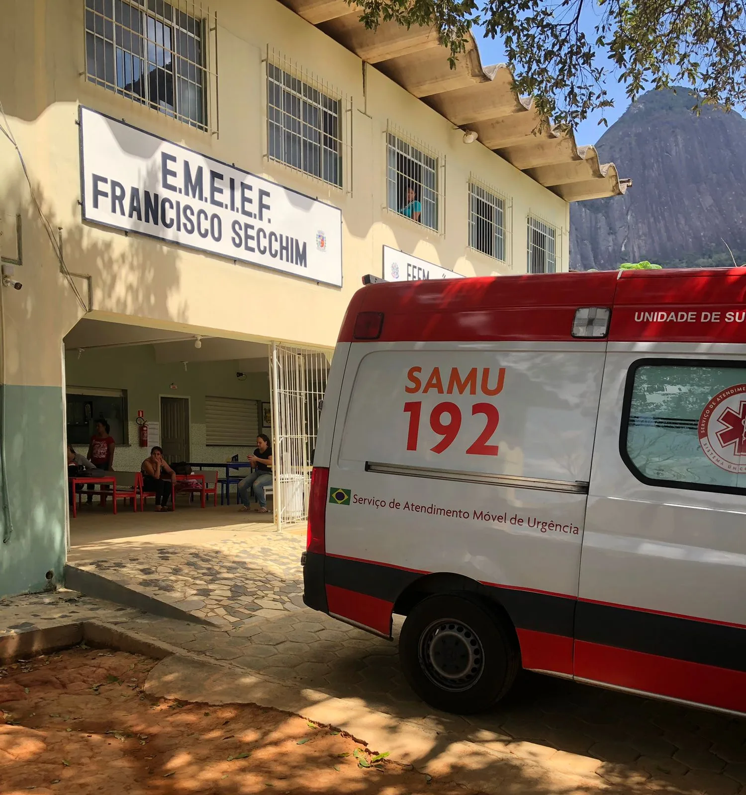 Professora passa mal e morre em escola de Nova Venécia