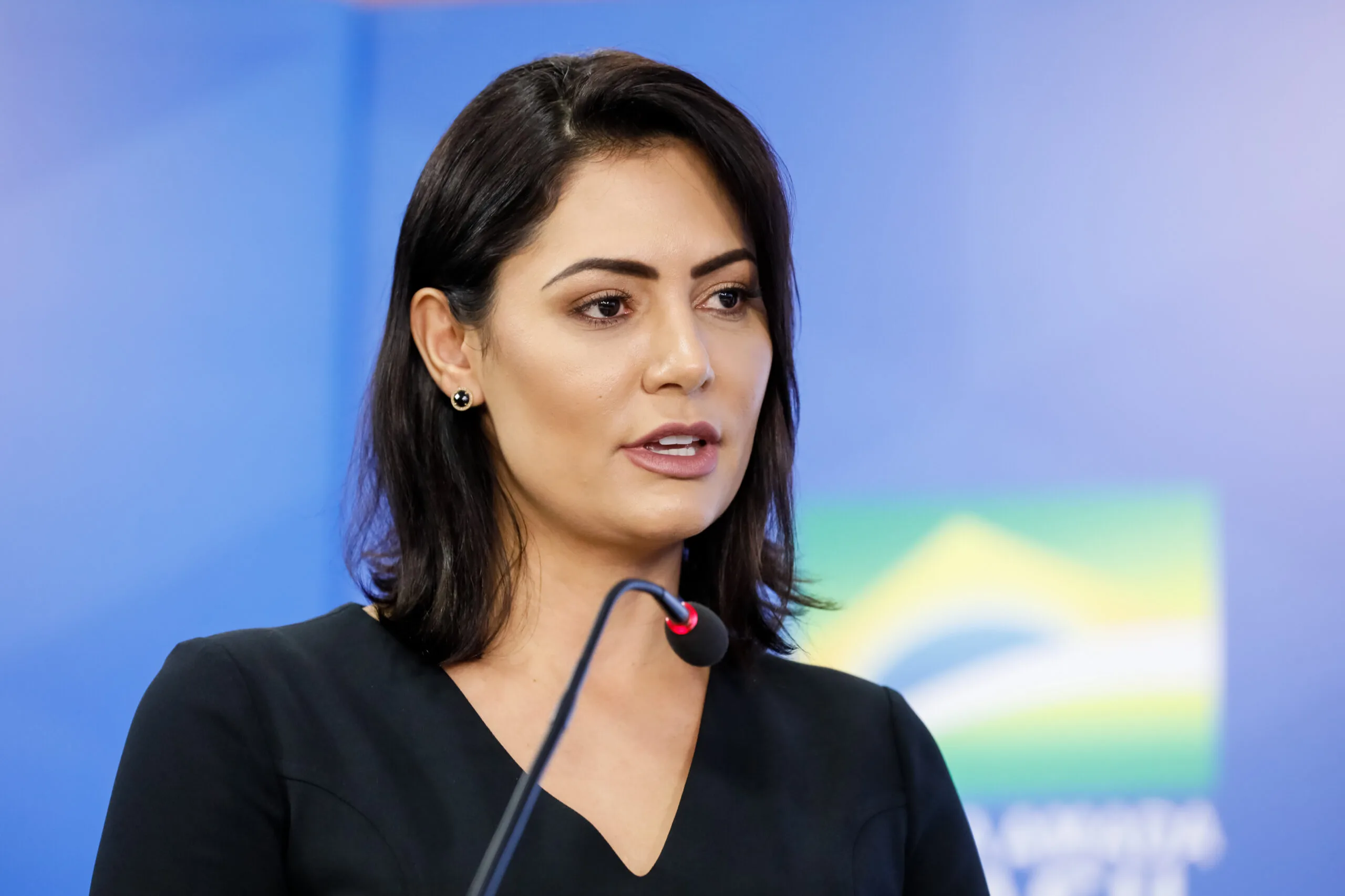 A primeira-dama, Michelle Bolsonaro, participa da solenidade de Assinatura da MP da Pensão Vitalícia das Vítimas de Microcefalia do Zika Vírus.