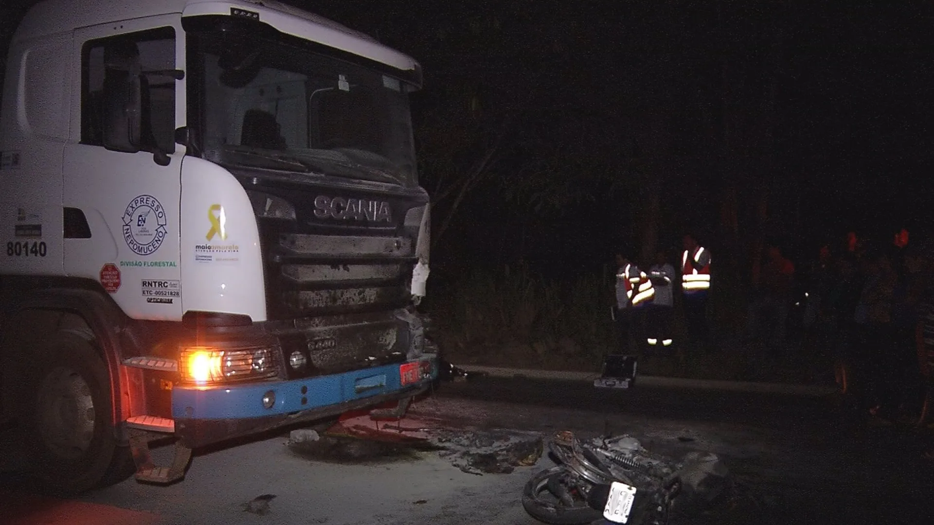 Motociclista morre em grave acidente com carreta em rodovia do ES