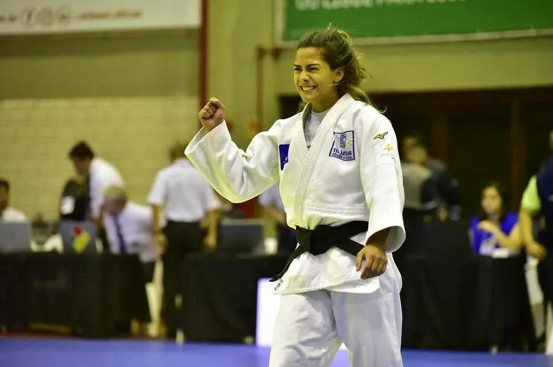 Amanda Lima vence três lutas e fica em sétimo lugar no Mundial de judô de Doha